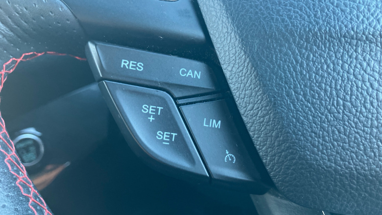 Ford Kuga 1.5 TDCi ST-Line 5dr 2WD Diesel Estate